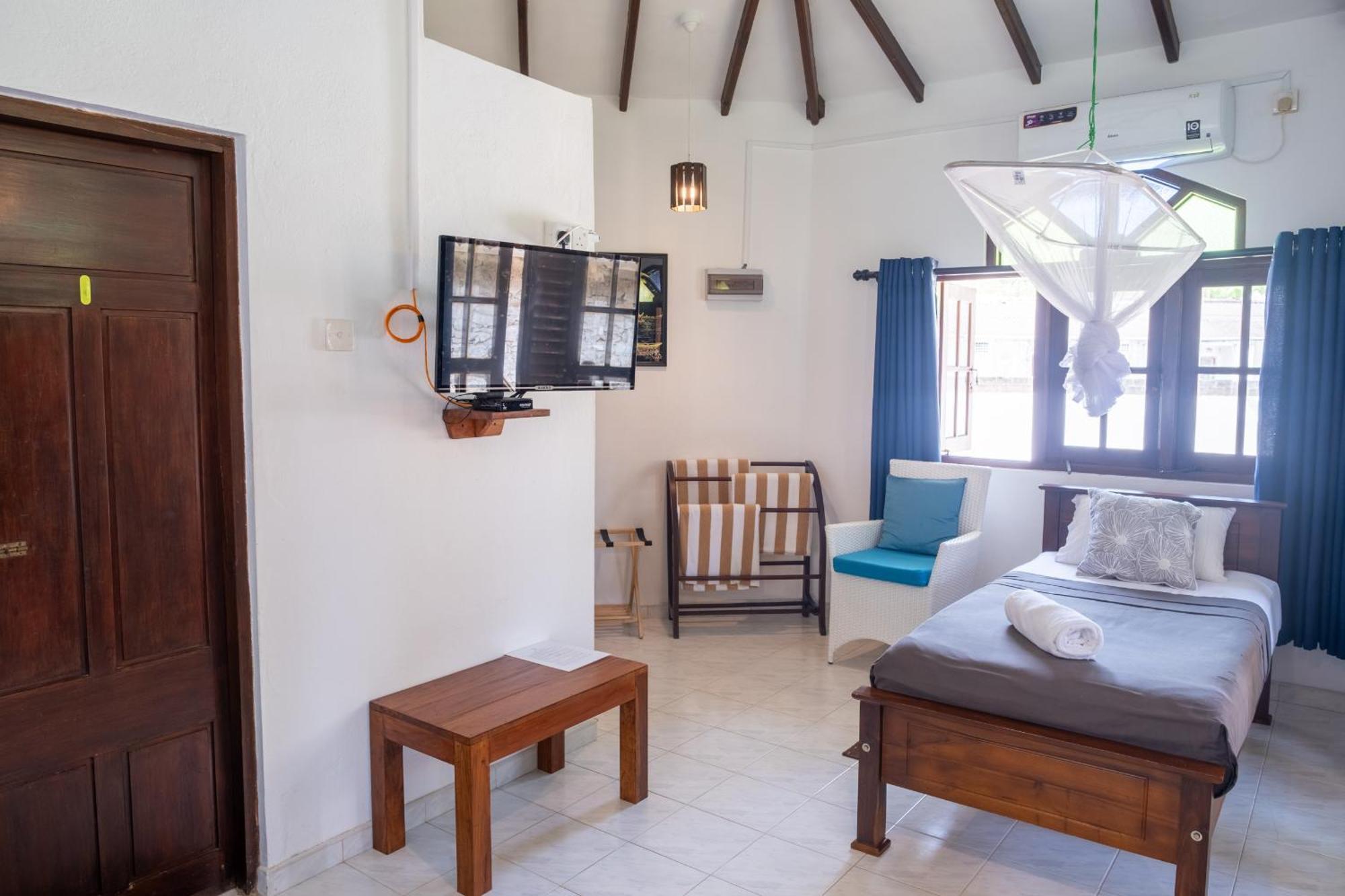 Serenity Beach Cabanas Tangalle Exterior photo