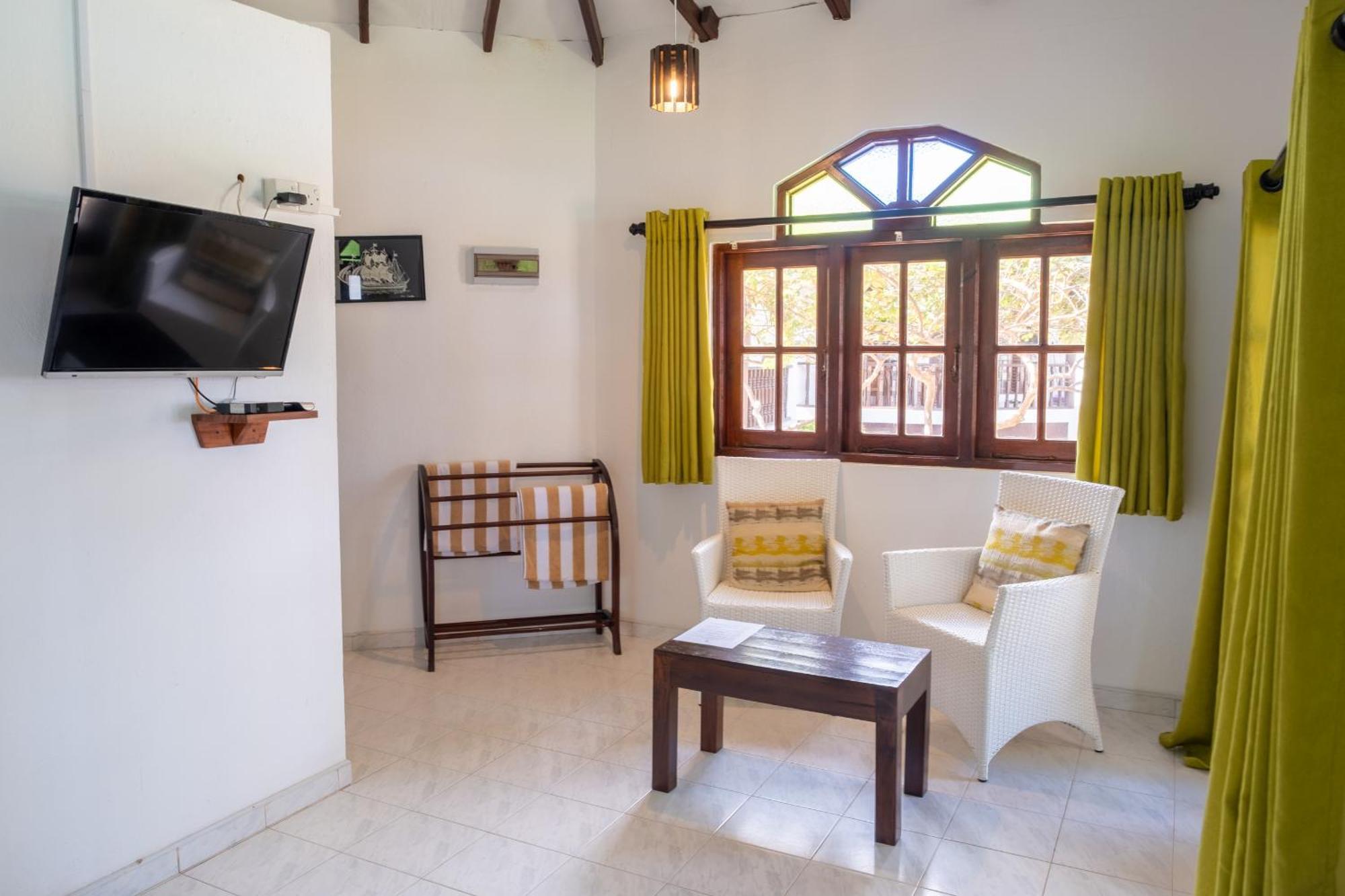 Serenity Beach Cabanas Tangalle Exterior photo